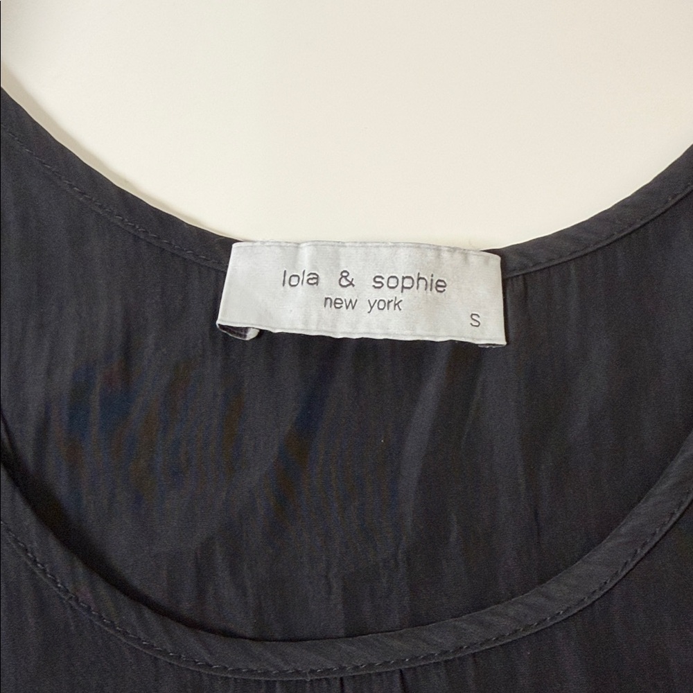 Lola & Sophie Black‎ Layered Sleeveless Tank Top - Picture 2 of 5